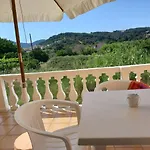 Nyaraló Natassa House 1