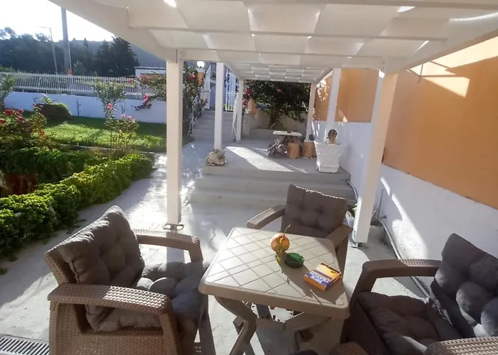 Natassa House 1 Prázdninový dům Agios Georgios Pagon