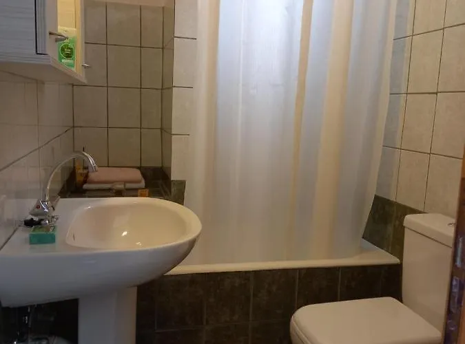 Дом отдыха Natassa House 1 *