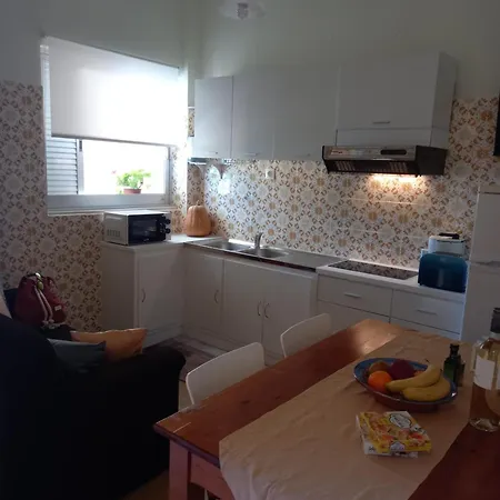 Semesterbostad Natassa House 1 Agios Georgios Pagon