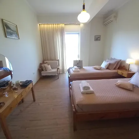Natassa House 1 Semesterbostad Agios Georgios Pagon